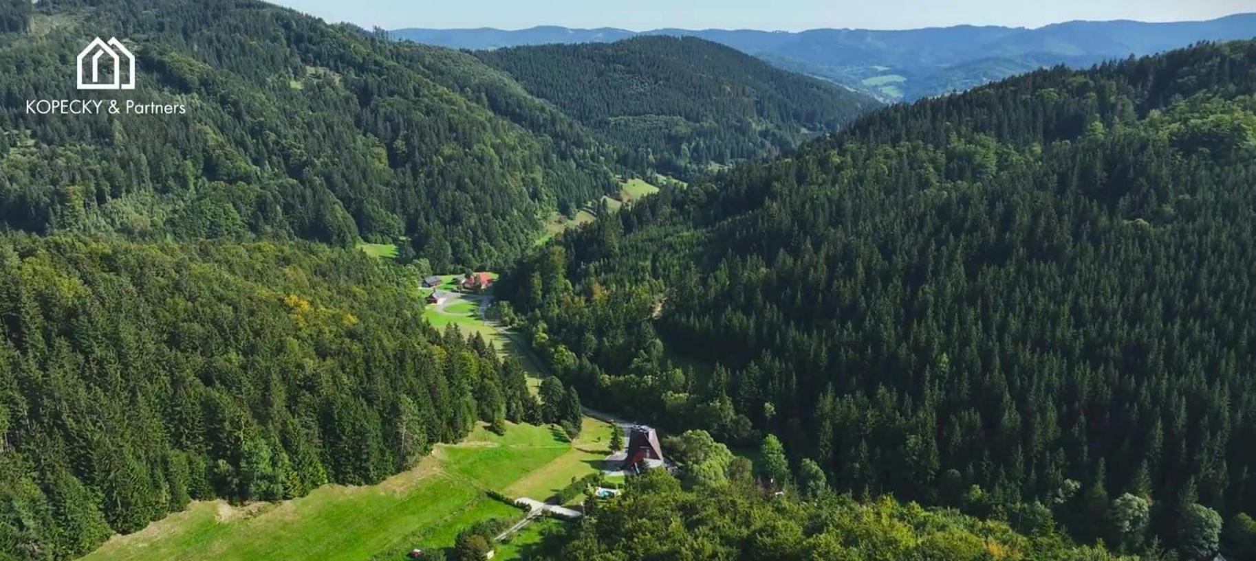 Vila Anna Wellness Halenkov Exteriör bild