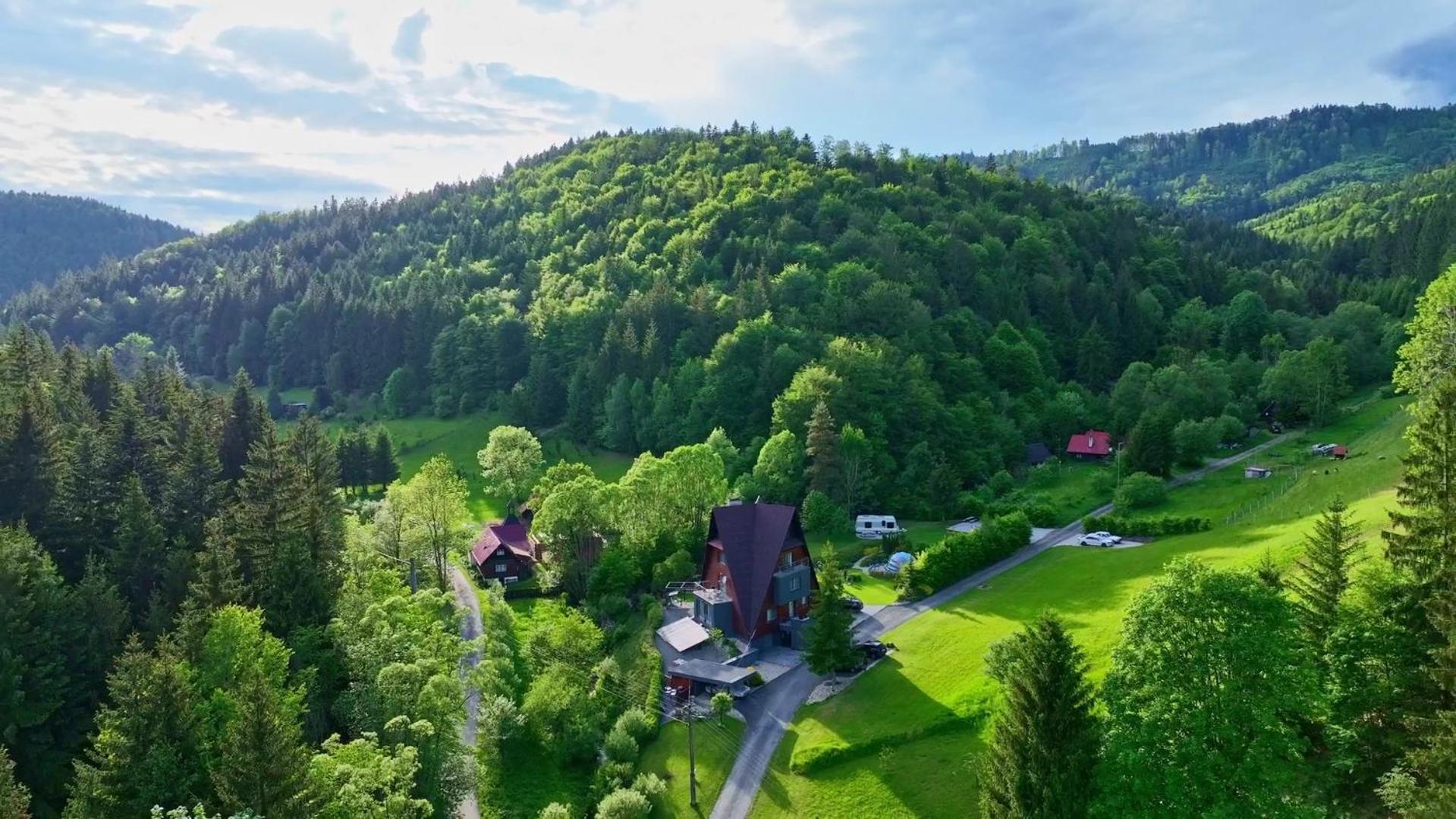 Vila Anna Wellness Halenkov Exteriör bild